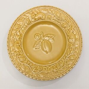 Bordallo Pinheiro Yellow 8" Cat Floral Fruit Plate PORTUGAL w/ some crazing